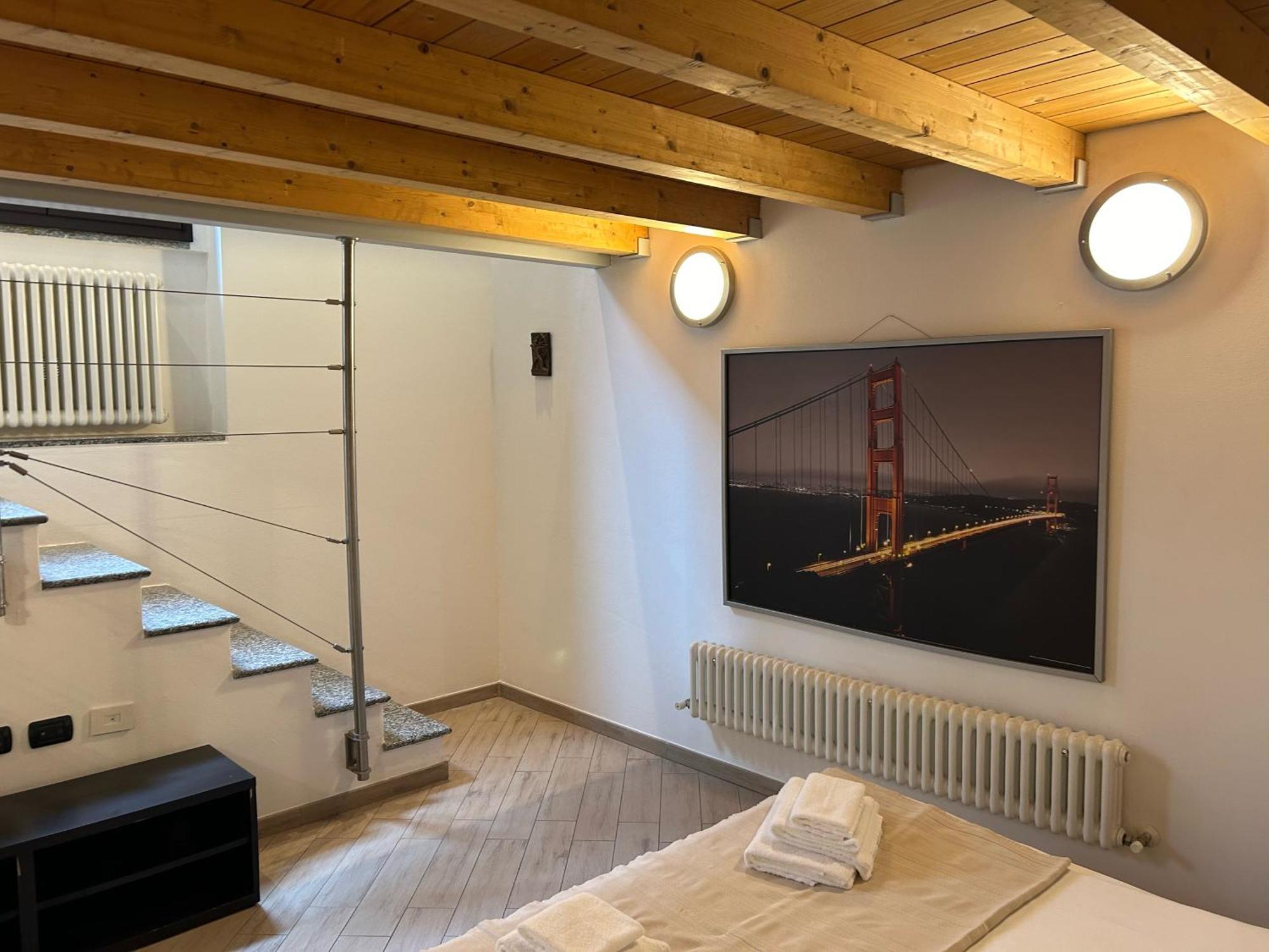 Menaggio Down Town Apartment Exterior photo